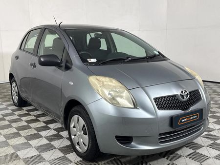 2008-Toyota-Yaris-T1-5-dr_13