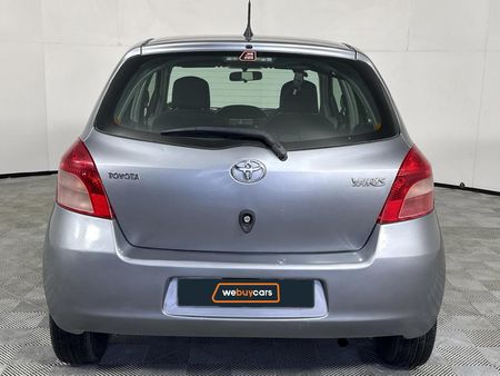 2008-Toyota-Yaris-T1-5-dr_15