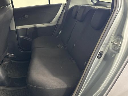 2008-Toyota-Yaris-T1-5-dr_3