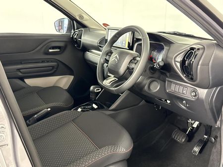 2026-Citroen-C3-12T-Max-Auto_9