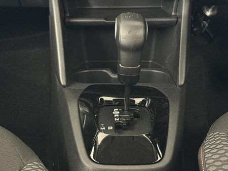 2026-Citroen-C3-12T-Max-Auto_10