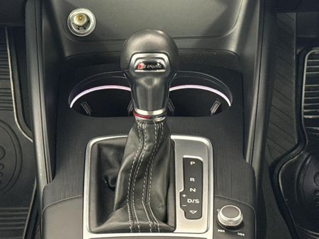 2019-Audi-S3-Sedan-quattro-Auto_10