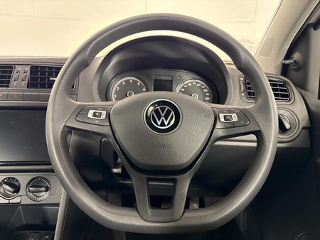 2025-Volkswagen-Polo-Vivo-14_11