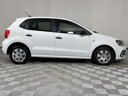 2025-Volkswagen-Polo-Vivo-14_16