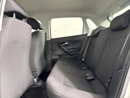 2025-Volkswagen-Polo-Vivo-14_3