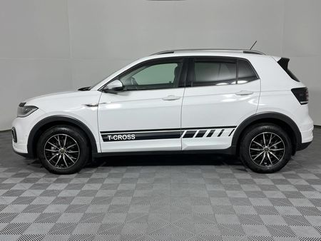 2021-Volkswagen-T-Cross-10-TSI-Highline-Auto_18