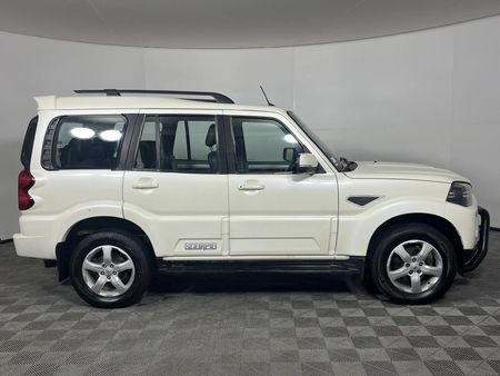 2021-Mahindra-Scorpio-22-TD-S11_9