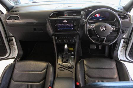 2018-Volkswagen-Tiguan-Allspace-20-TSI-Highline-4Motion-Auto-162kW_16