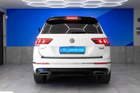 2018-Volkswagen-Tiguan-Allspace-20-TSI-Highline-4Motion-Auto-162kW_5