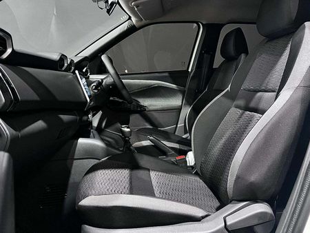 2026-Nissan-Magnite-10-Acenta_17