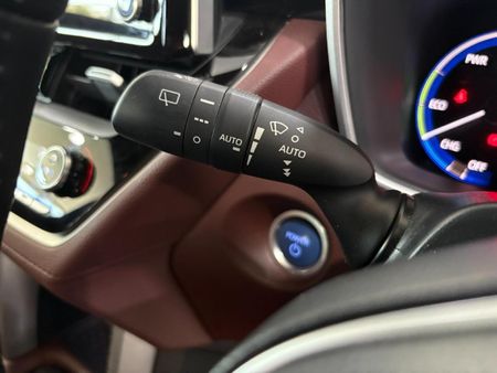 2024-Toyota-Corolla-Cross-18-XR-Hybrid_12