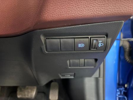 2024-Toyota-Corolla-Cross-18-XR-Hybrid_15