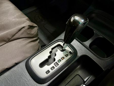 2015-Toyota-Fortuner-30-D-4D-Raised-Body-Auto_4