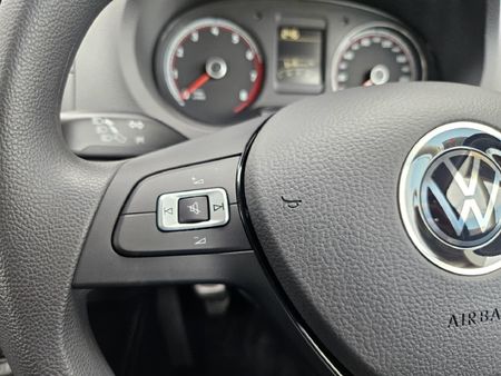 2026-Volkswagen-Polo-Vivo-16-Life_13