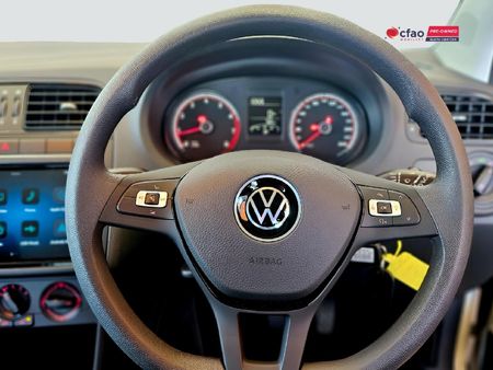 2026-Volkswagen-Polo-Vivo-14-Life_14