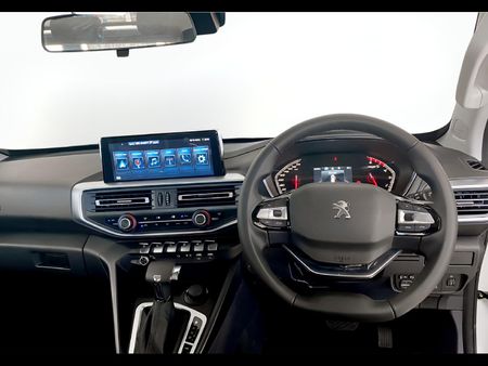 2024-Peugeot-Landtrek-19D-4Action-4x4-Double-Cab-Auto_13