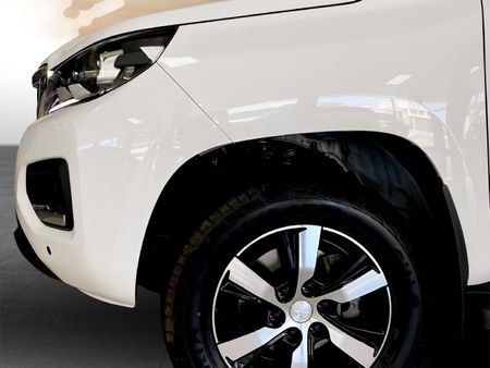 2024-Peugeot-Landtrek-19D-4Action-4x4-Double-Cab-Auto_5
