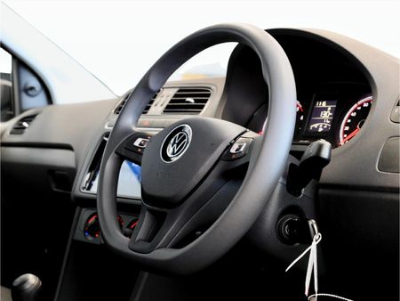 2026-Volkswagen-Polo-Vivo-14_21