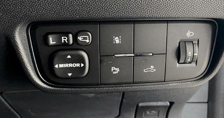 2026-Peugeot-Landtrek-19D-4Action-4x4-Double-Cab-Auto_18