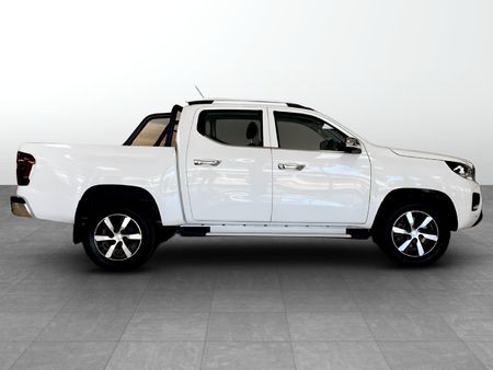 2026-Peugeot-Landtrek-19D-4Action-4x4-Double-Cab-Auto_3