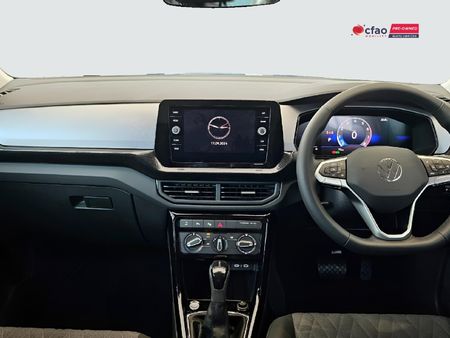2026-Volkswagen-T-Cross-10-TSI-Life-Auto_8