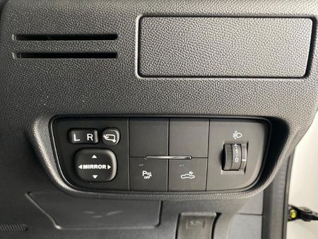 2026-Peugeot-Landtrek-19D-Allure-Double-Cab-Auto_19