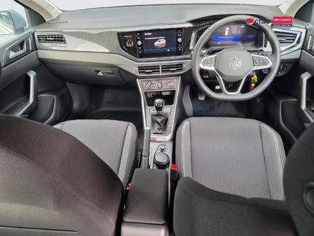 2026-Volkswagen-Polo-10-TSI-Life_11