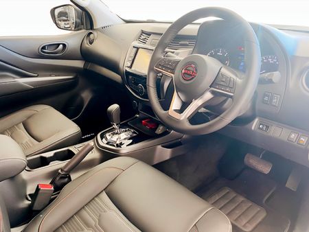 2026-Nissan-Navara-25-DDTi-PRO-2X-Auto-Double-Cab_3