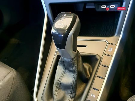2026-Volkswagen-Polo-10-TSI-Life-Auto-DSG_15