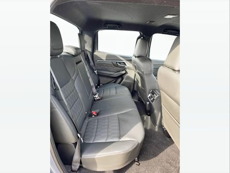 2026-Isuzu-D-Max-30-DDI-LSE-4x4-Auto-Double-Cab_8