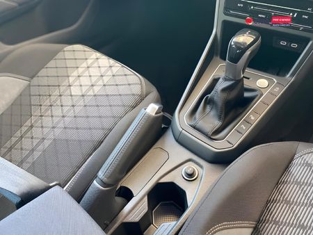 2026-Volkswagen-Polo-10-TSI-Life-Auto-DSG_13