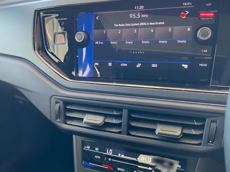 2026-Volkswagen-Polo-10-TSI-Life-Auto-DSG_14