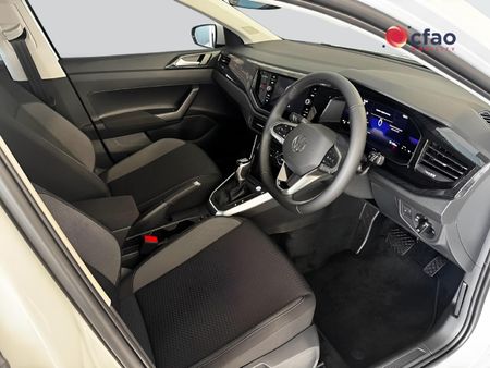2026-Volkswagen-Polo-10-TSI-Life-Auto-DSG_14