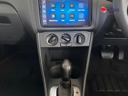 2026-Volkswagen-Polo-Vivo-16-Life_16
