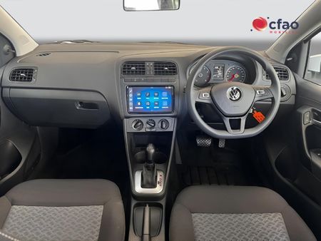 2026-Volkswagen-Polo-Vivo-16-Life_6