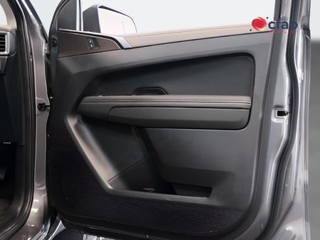 2026-Volkswagen-Amarok-20-BiTDI-154kW-4Motion-Style-Double-Cab_9
