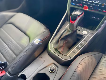 2026-Volkswagen-Polo-20-GTI-Auto-147kW_14