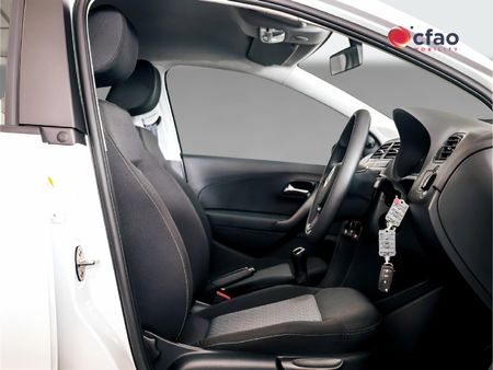 2026-Volkswagen-Polo-Vivo-16-Life_10