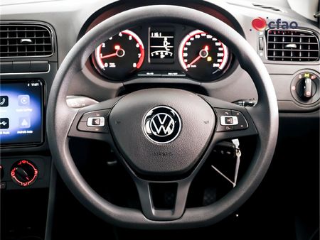 2026-Volkswagen-Polo-Vivo-16-Life_7