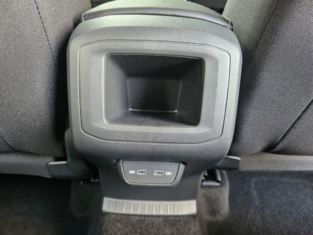 2026-Volkswagen-T-Cross-10-TSI-R-Line-Auto_16