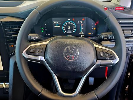 2026-Volkswagen-Amarok-20-TDI-125kW-Life-Auto-Double-Cab_13