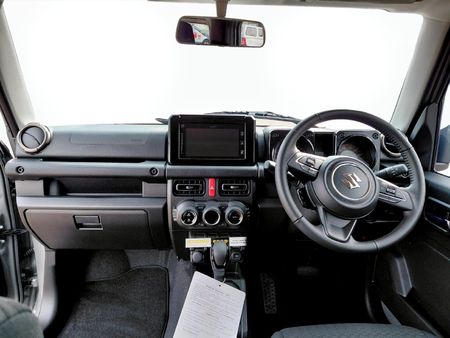 2026-Suzuki-Jimny-15-GLX-Auto_18
