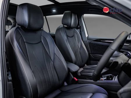 2026-Volkswagen-Tiguan-20-TSI-R-Line-4Motion-Auto_7