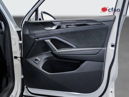 2026-Volkswagen-Tiguan-20-TSI-R-Line-4Motion-Auto_8