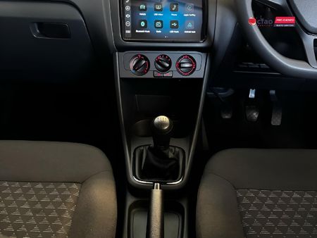 2026-Volkswagen-Polo-Vivo-14_16