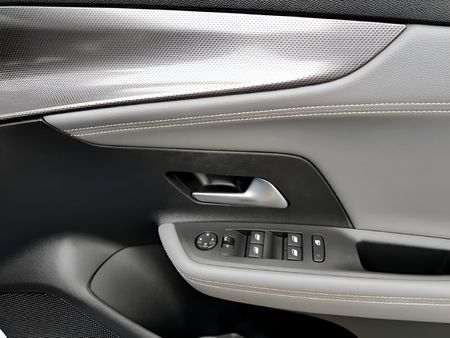 2023-Opel-Mokka-12T-Elegance-Auto_15