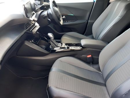 2021-Peugeot-2008-12T-Allure-Auto_7