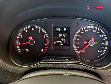 2026-Volkswagen-Polo-Vivo-16-Life_15