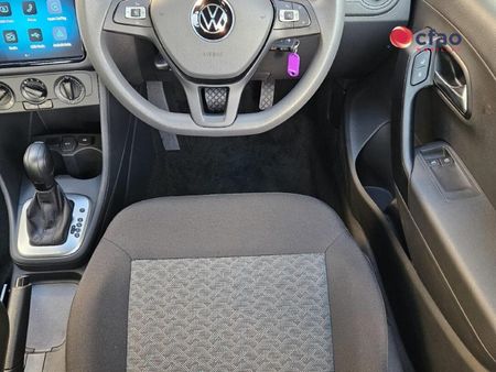 2026-Volkswagen-Polo-Vivo-16-Life_10