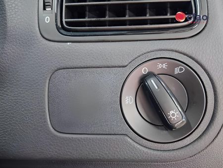 2026-Volkswagen-Polo-Vivo-16-Life_14